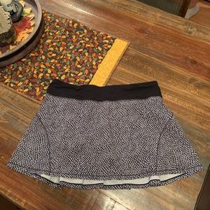 Lululemon Circuit Breaker Skirt, 10 Tall